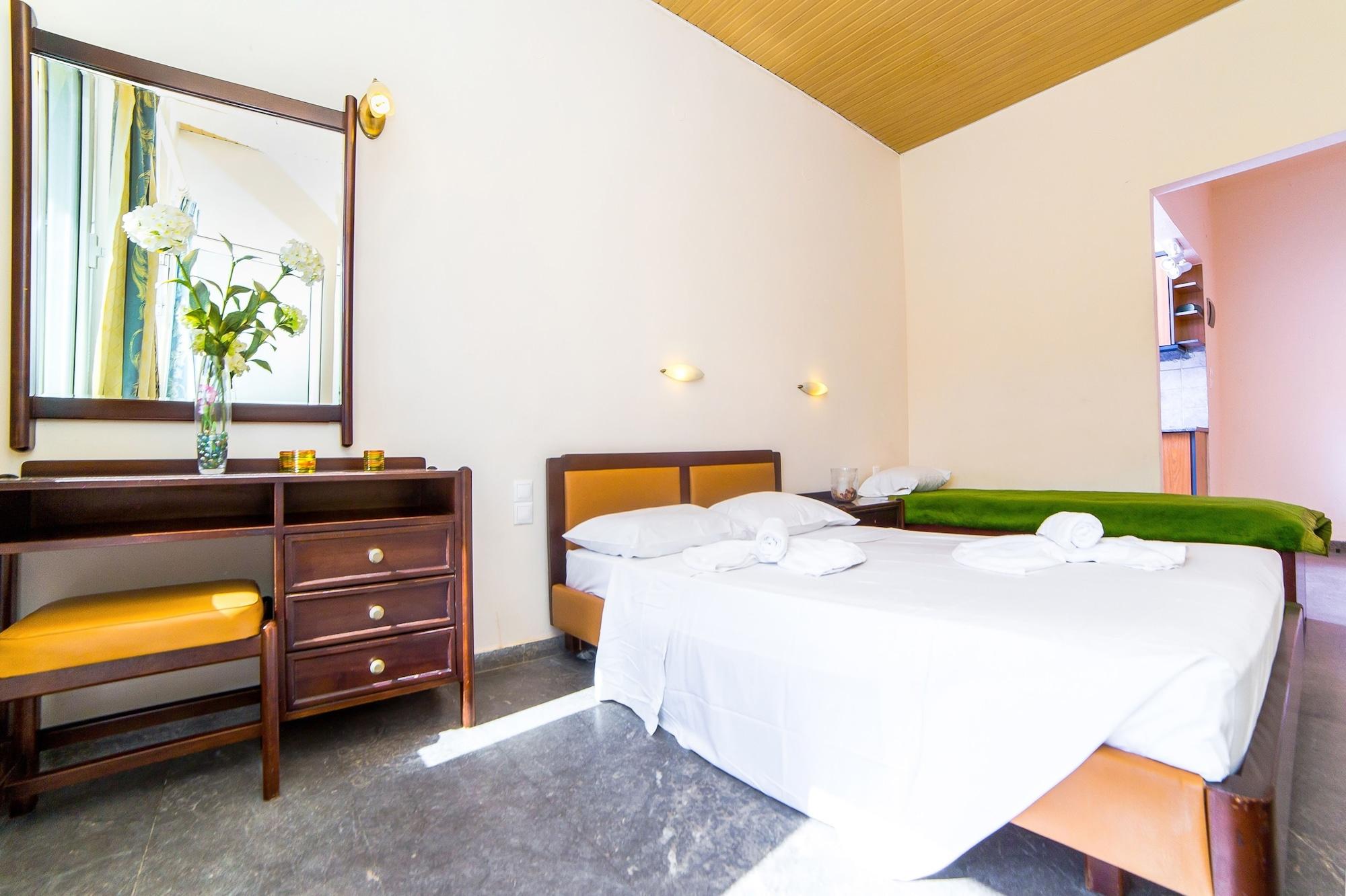 Ambrosia Hotel Малиа Экстерьер фото