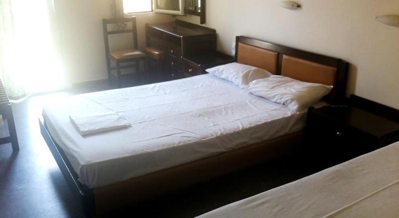 Ambrosia Hotel Малиа Экстерьер фото
