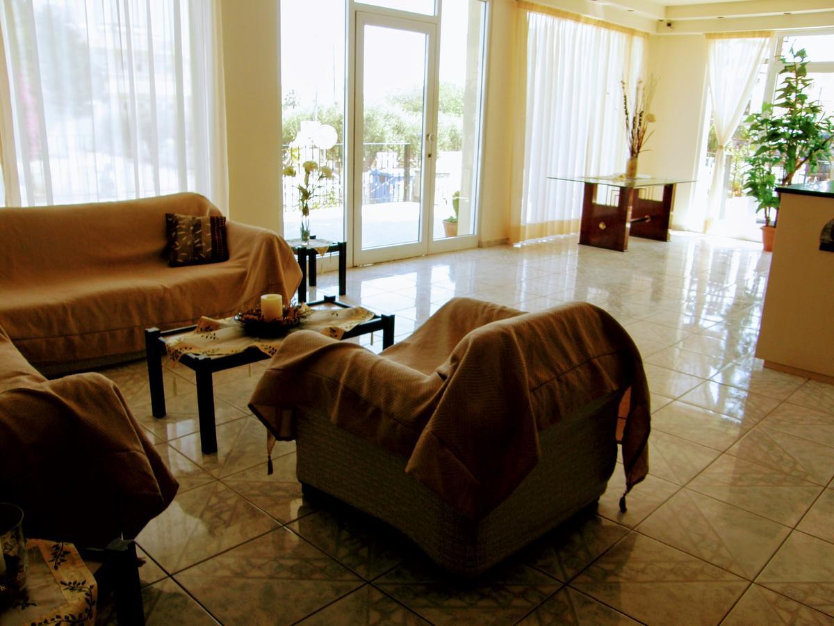 Ambrosia Hotel Малиа Экстерьер фото